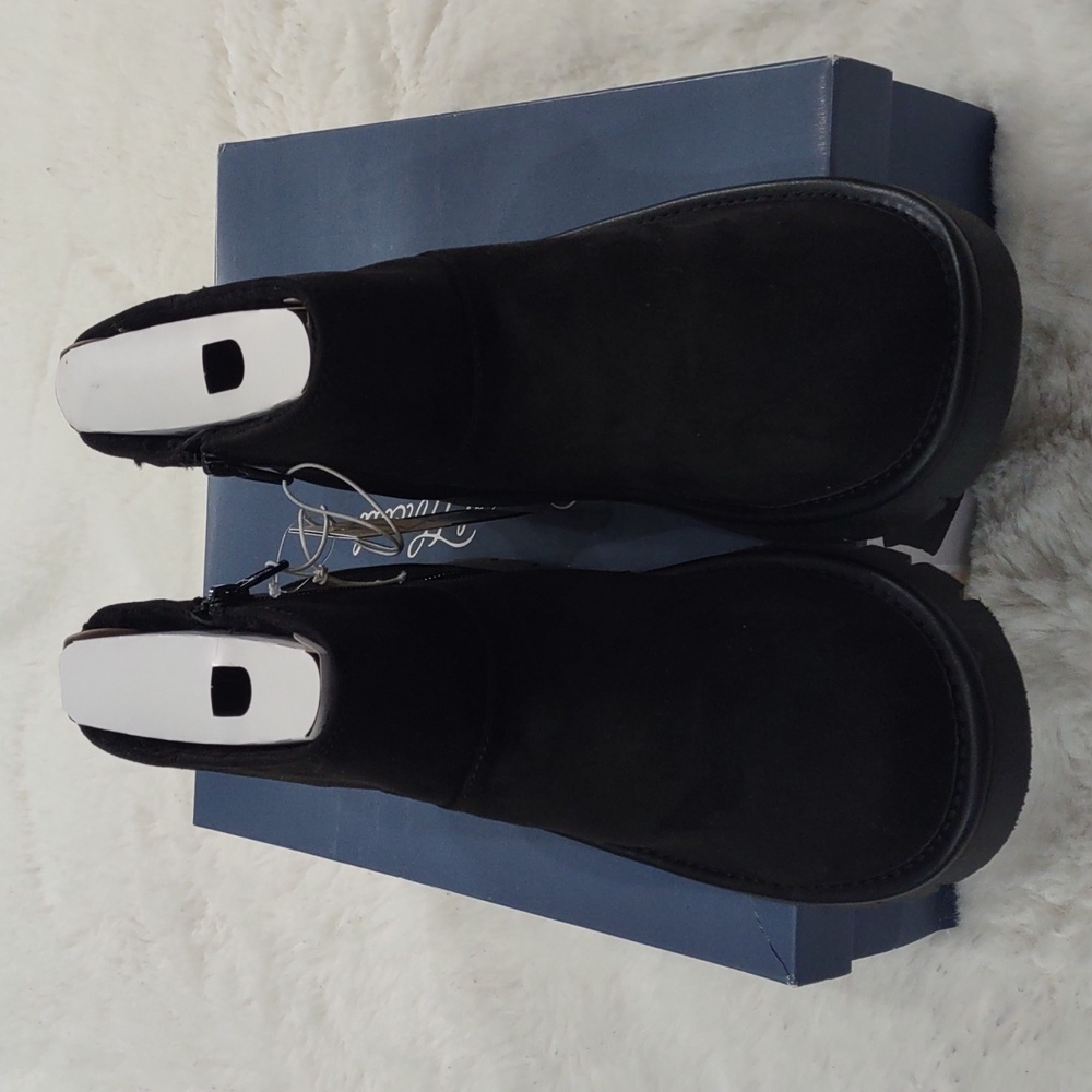 Universal Thread May Boots Memory Foam Black, Size 10 - Picture 15 of 17